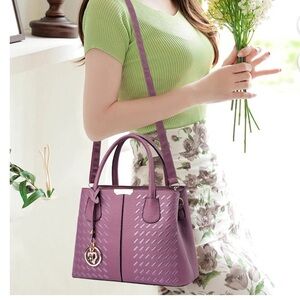 Elegant Purple Women's Handbag faux embroidered leather